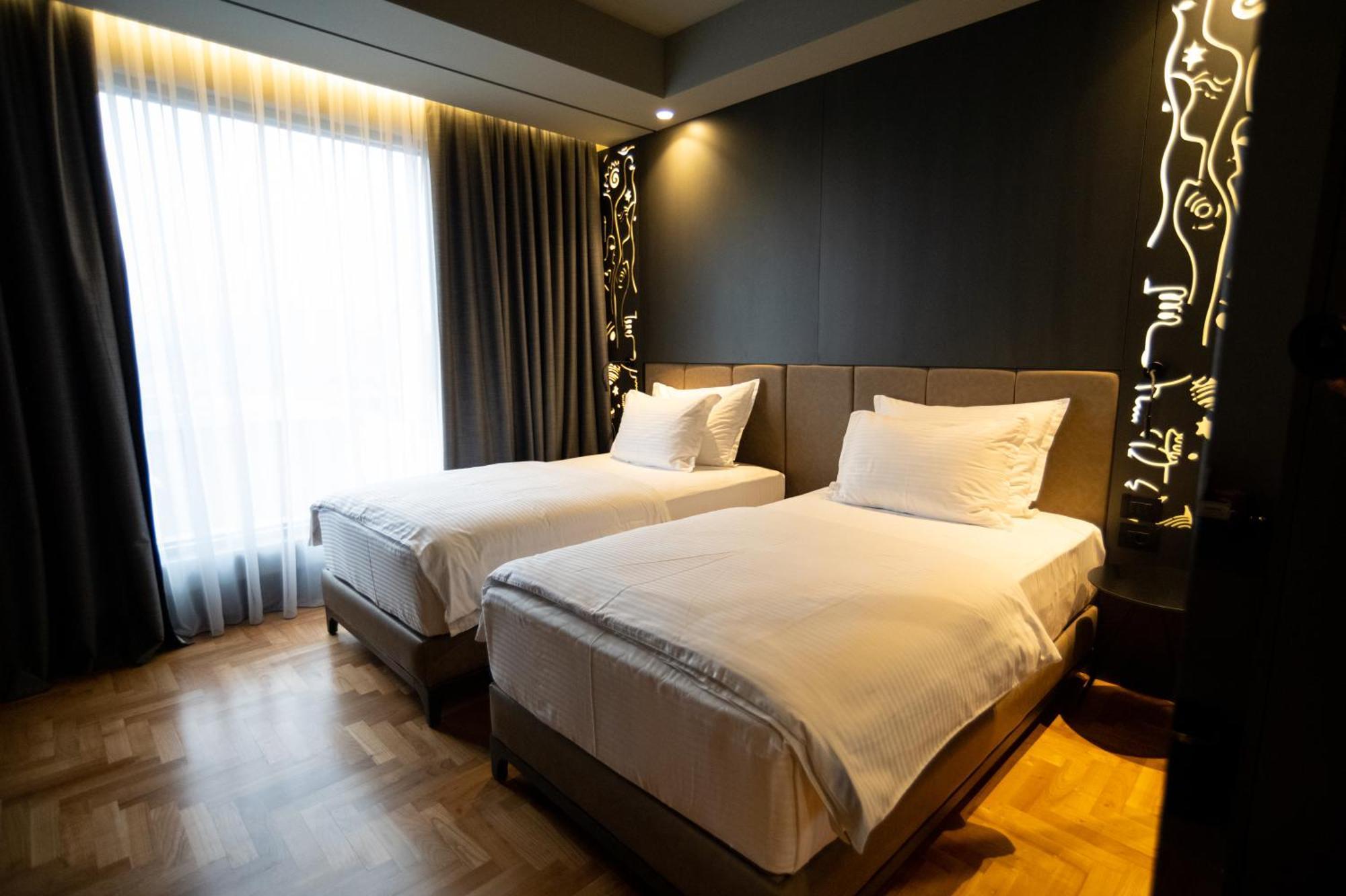 Arka Art Hotel Tirana Extérieur photo Deluxe Twin Room