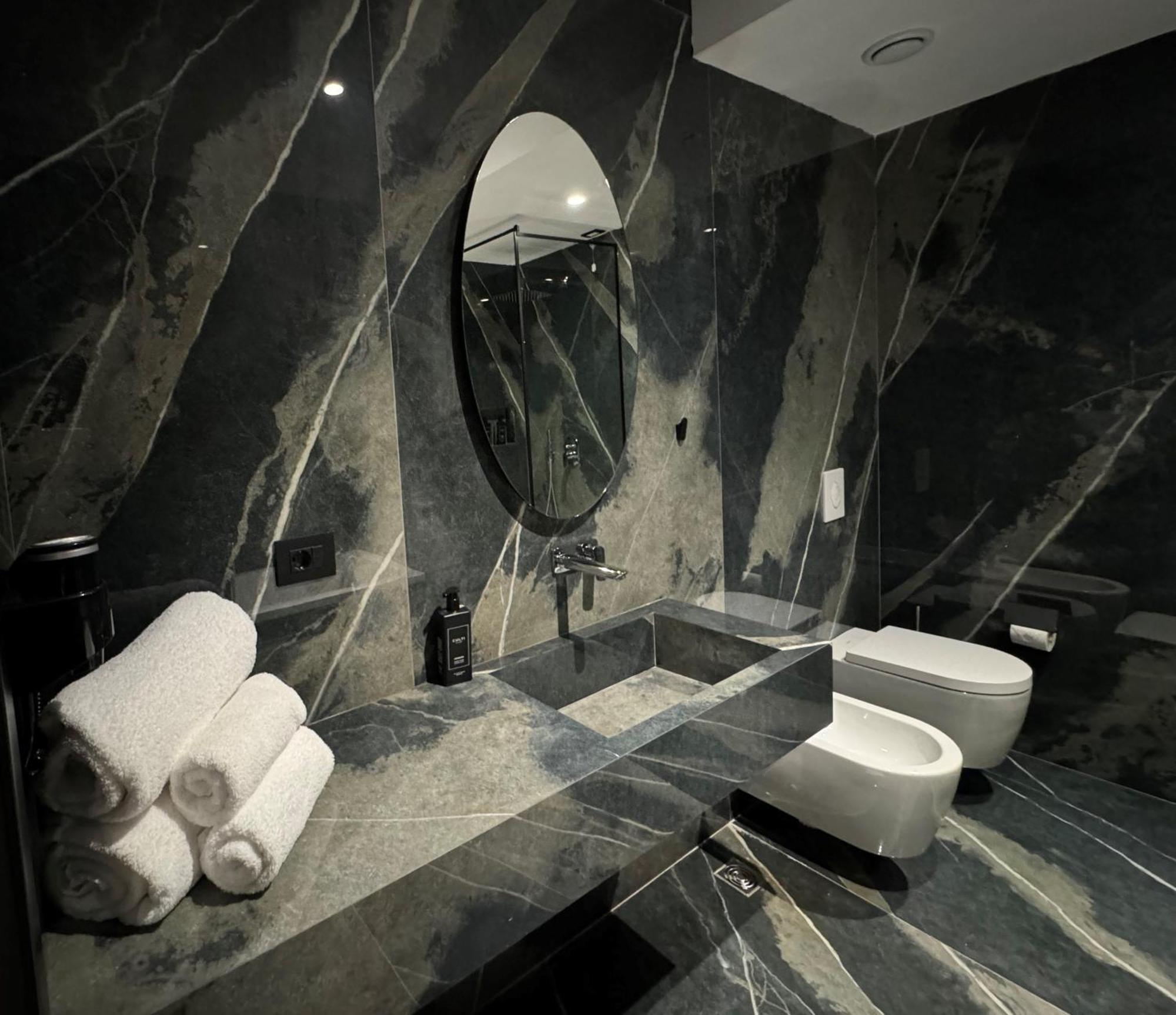 Arka Art Hotel Tirana Extérieur photo Bathroom